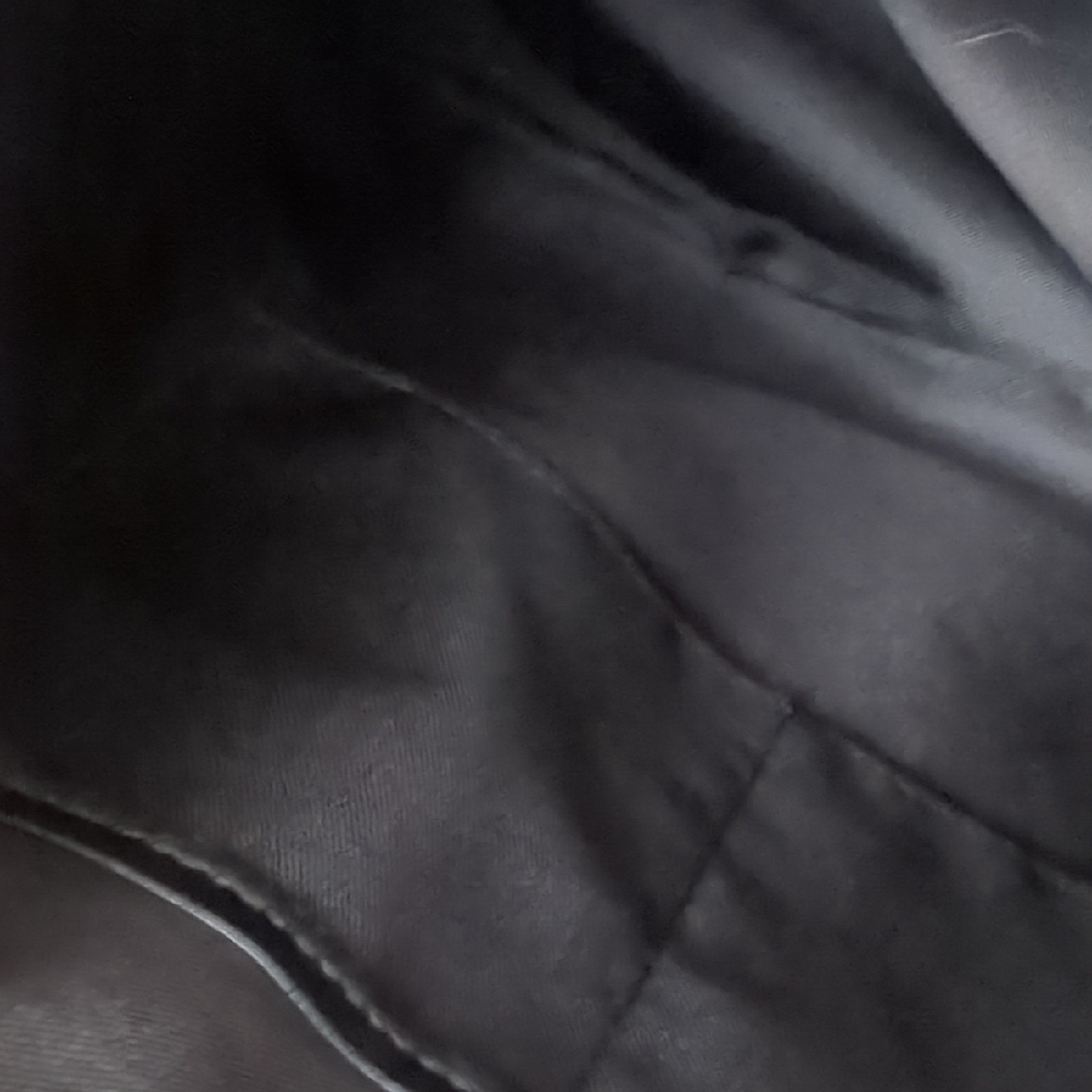 Black Genuine Leather Quilted Handbag - Picture 3 of 11